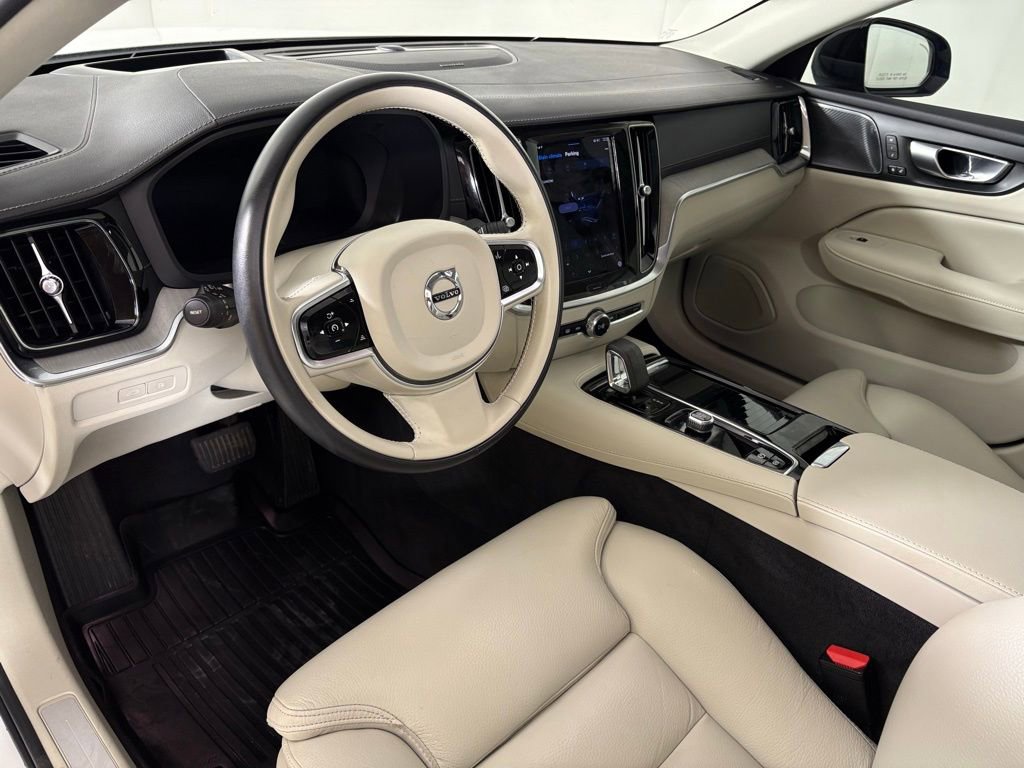 Used 2024 Volvo S60 T8 Ultimate w/ Climate Package image 17