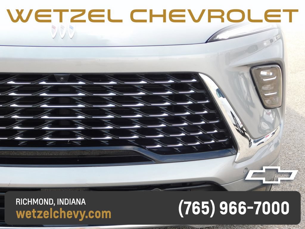 Used 2025 Buick Enclave Avenir w/ Super Cruise Package AWD/4WD image 9