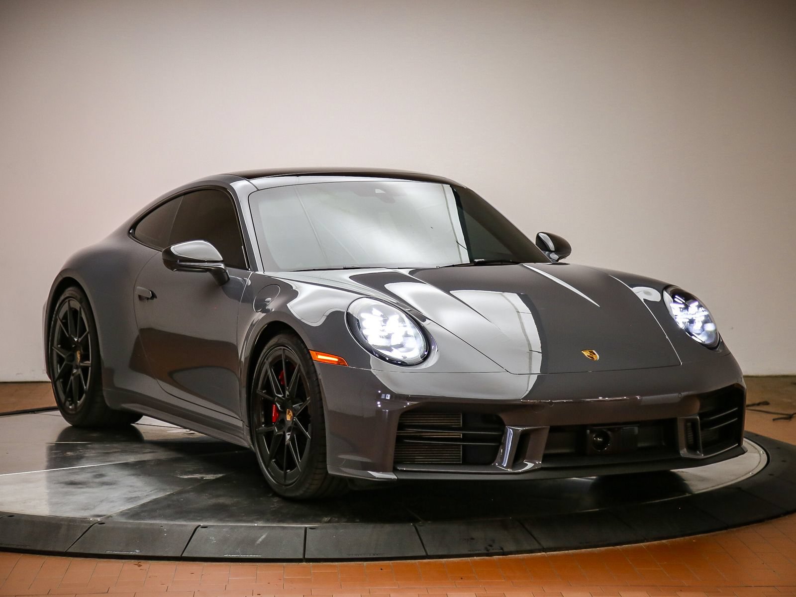 Used 2026 Porsche 911 Carrera 4S AWD/4WD image 9