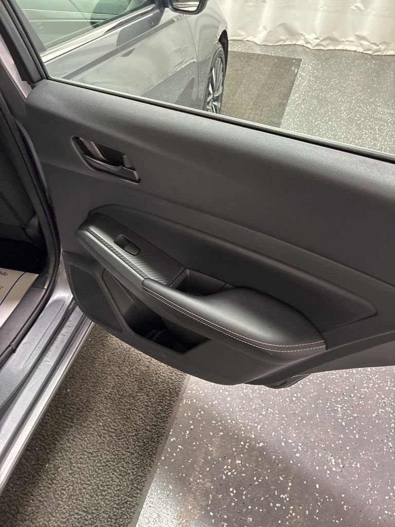 Used 2024 Nissan Altima 2.5 SV image 22