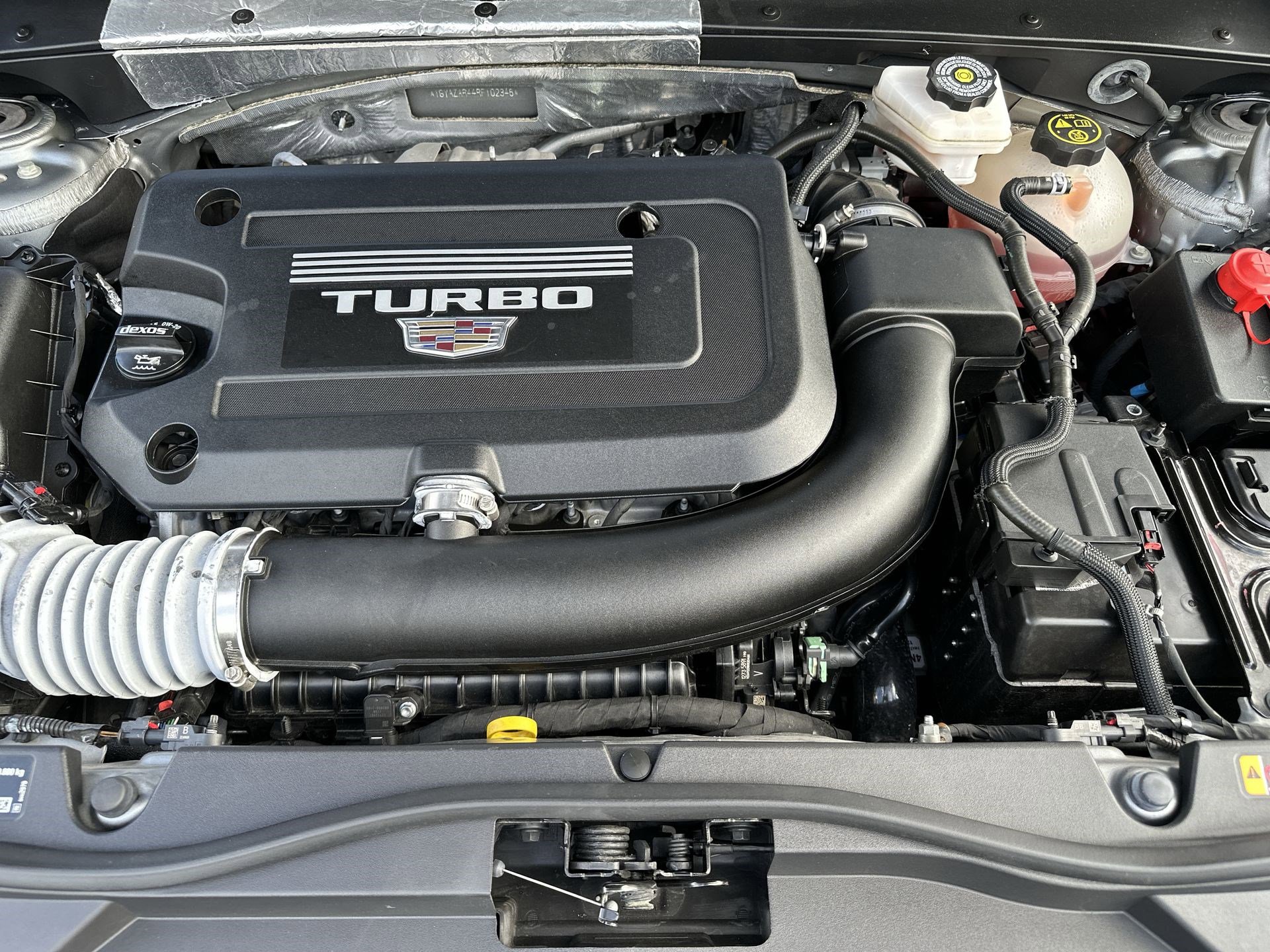 Used 2024 Cadillac XT4 Luxury w/ Cold Weather Package image 18