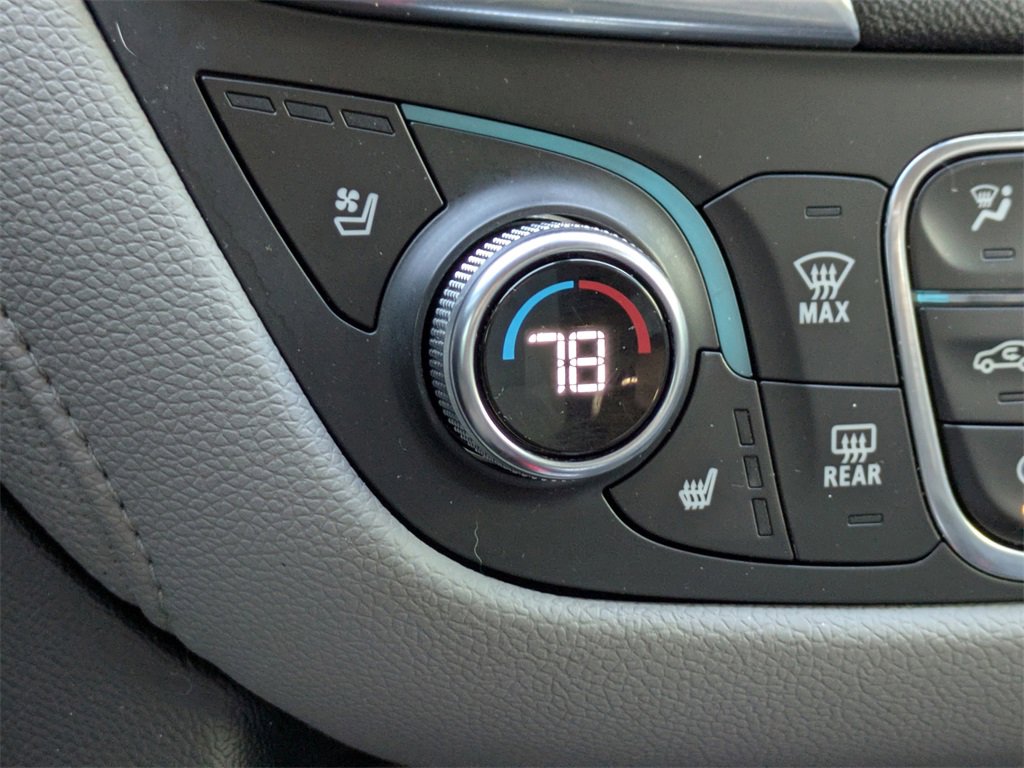 Used 2019 Chevrolet Equinox Premier image 23