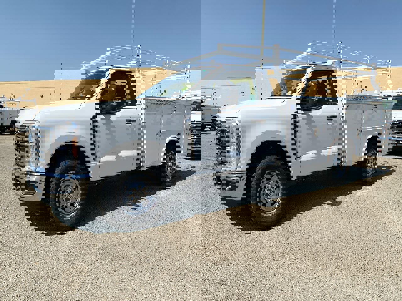 New 2025 Ford F350 XL w/ XL Chrome Package