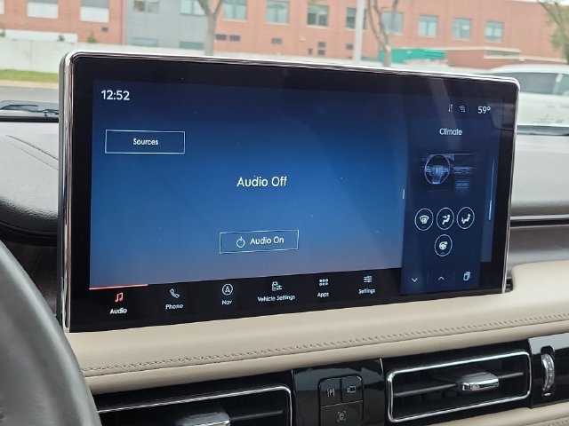 Certified 2022 Lincoln Nautilus Reserve AWD/4WD image 17