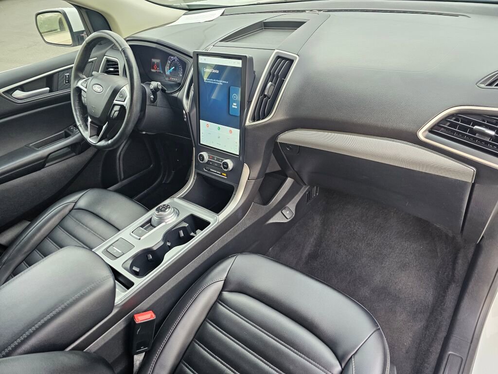 Used 2022 Ford Edge SEL image 13