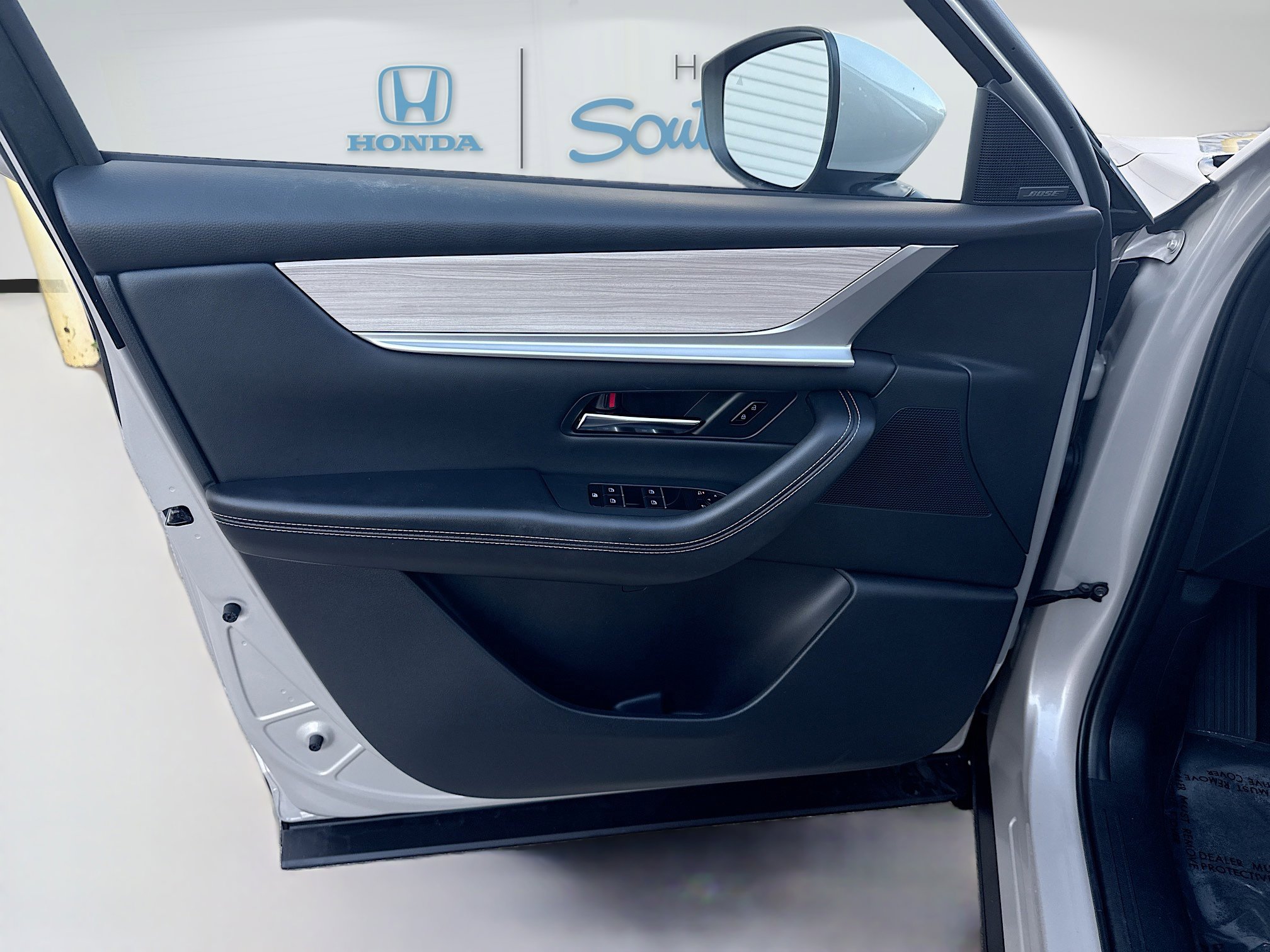 Used 2024 MAZDA CX-90 Plug-In Hybrid w/ Premium Pkg image 20