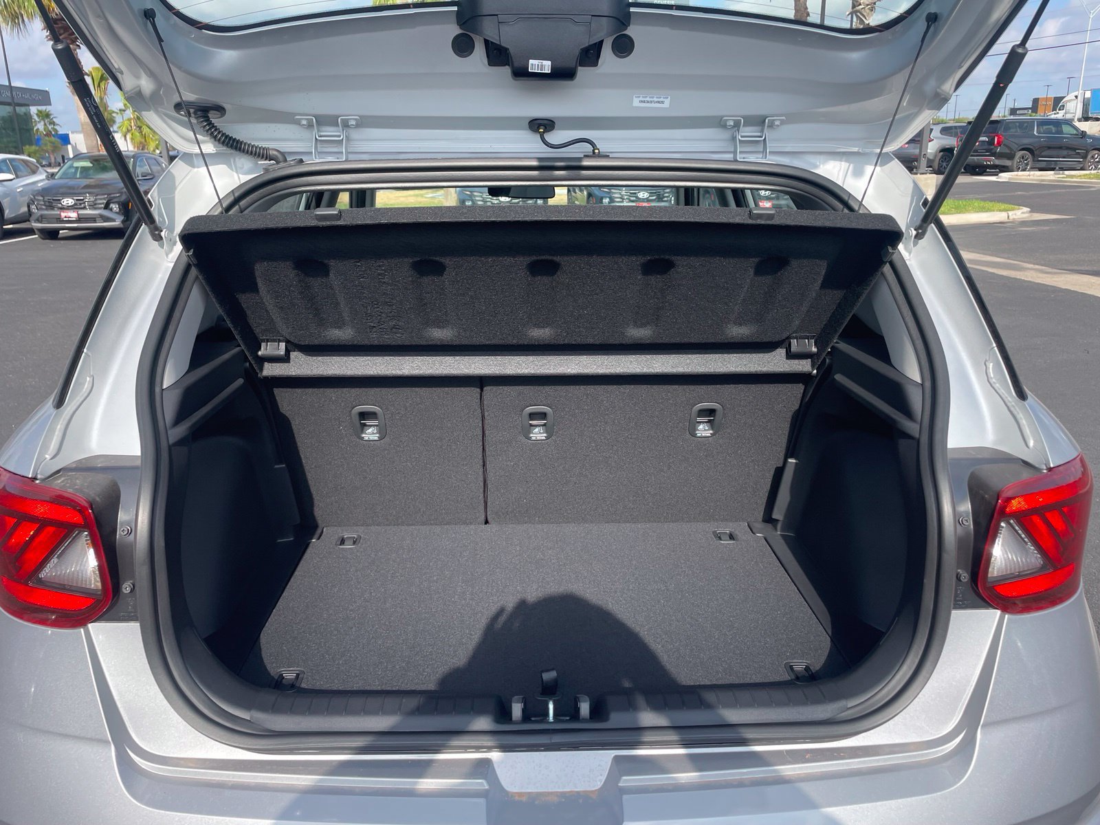 New 2026 Hyundai Venue SEL FWD image 8
