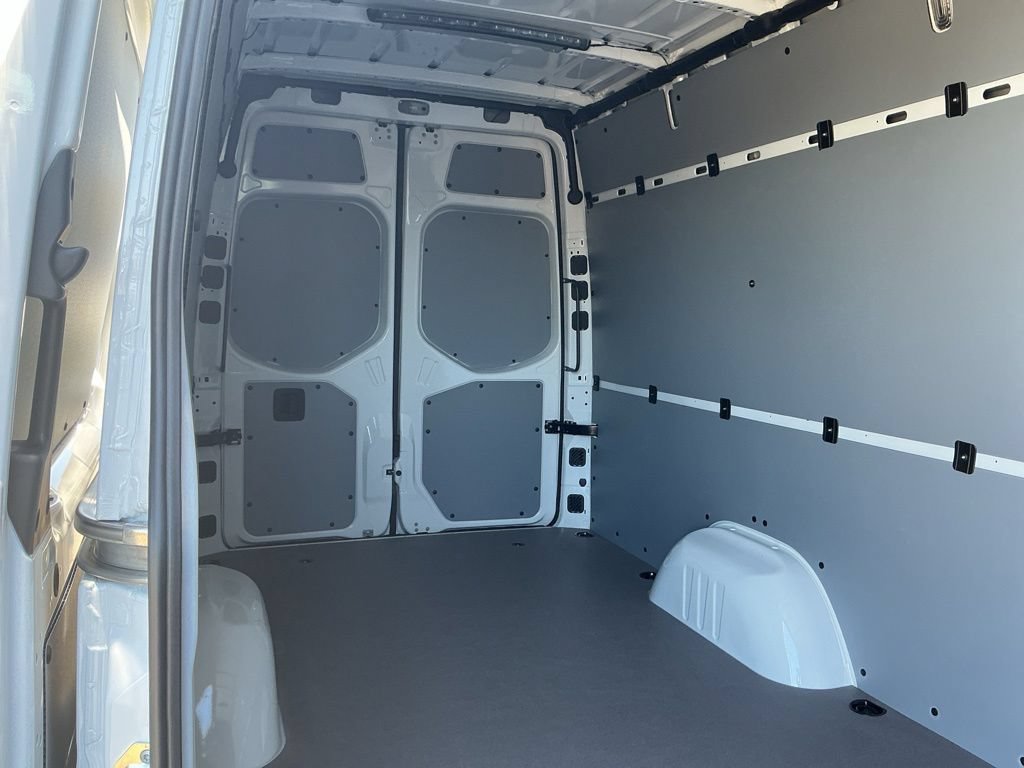 New 2026 Mercedes-Benz Sprinter 2500 image 21