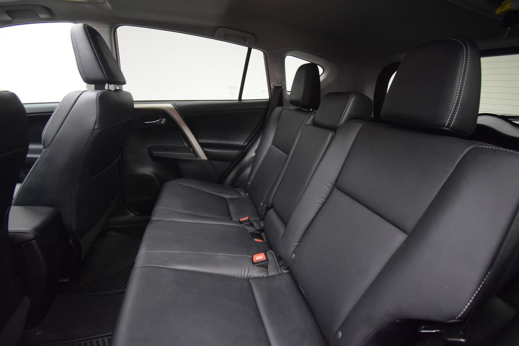Used 2015 Toyota RAV4 Limited w/ Technology Package AWD/4WD image 22