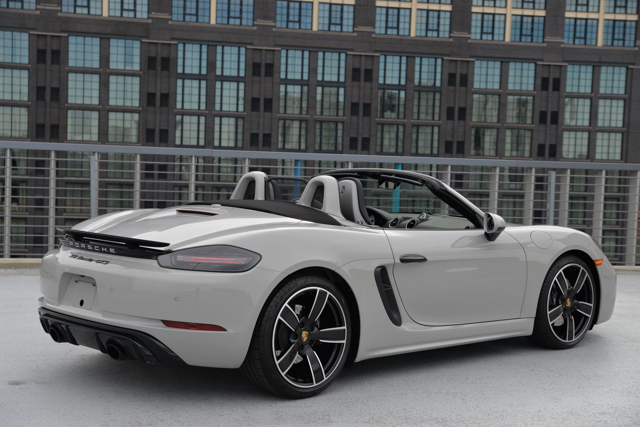 Certified 2025 Porsche 718 Boxster GTS image 9