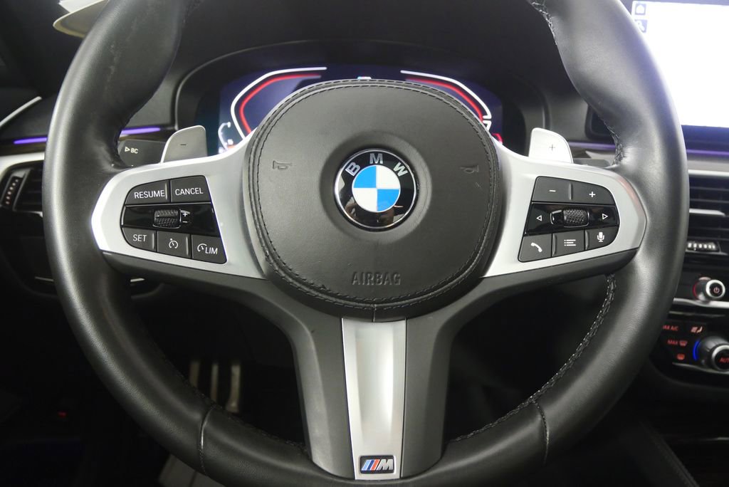 Used 2022 BMW 540i w/ M Sport Package image 17