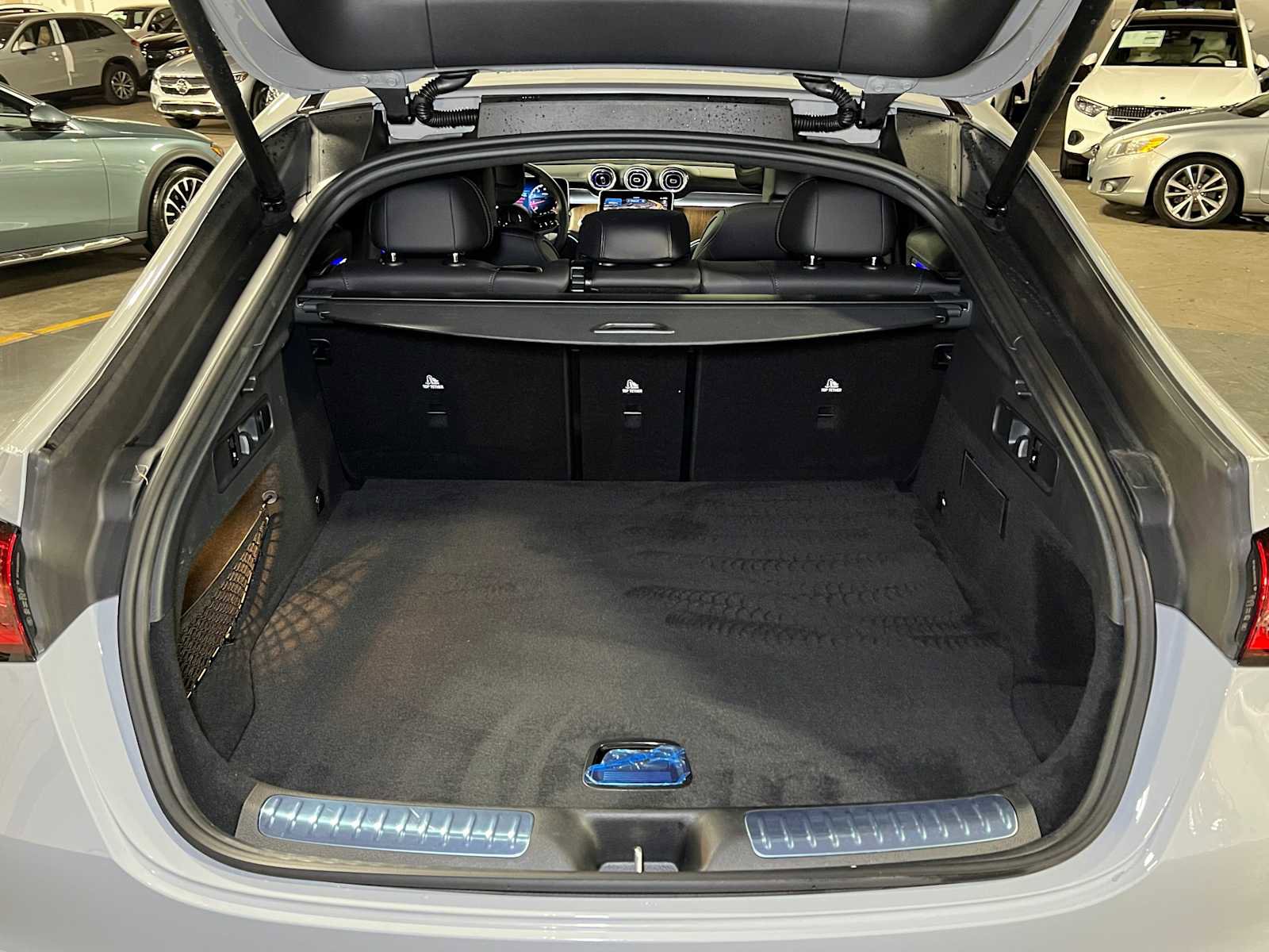 Used 2025 Mercedes-Benz GLC 300 GLC 300 image 17