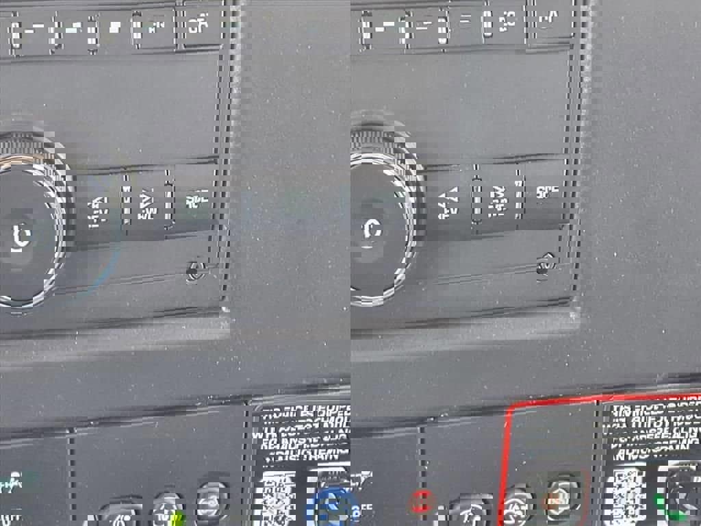 New 2025 Chevrolet Express 3500 w/ Power Convenience Package image 15