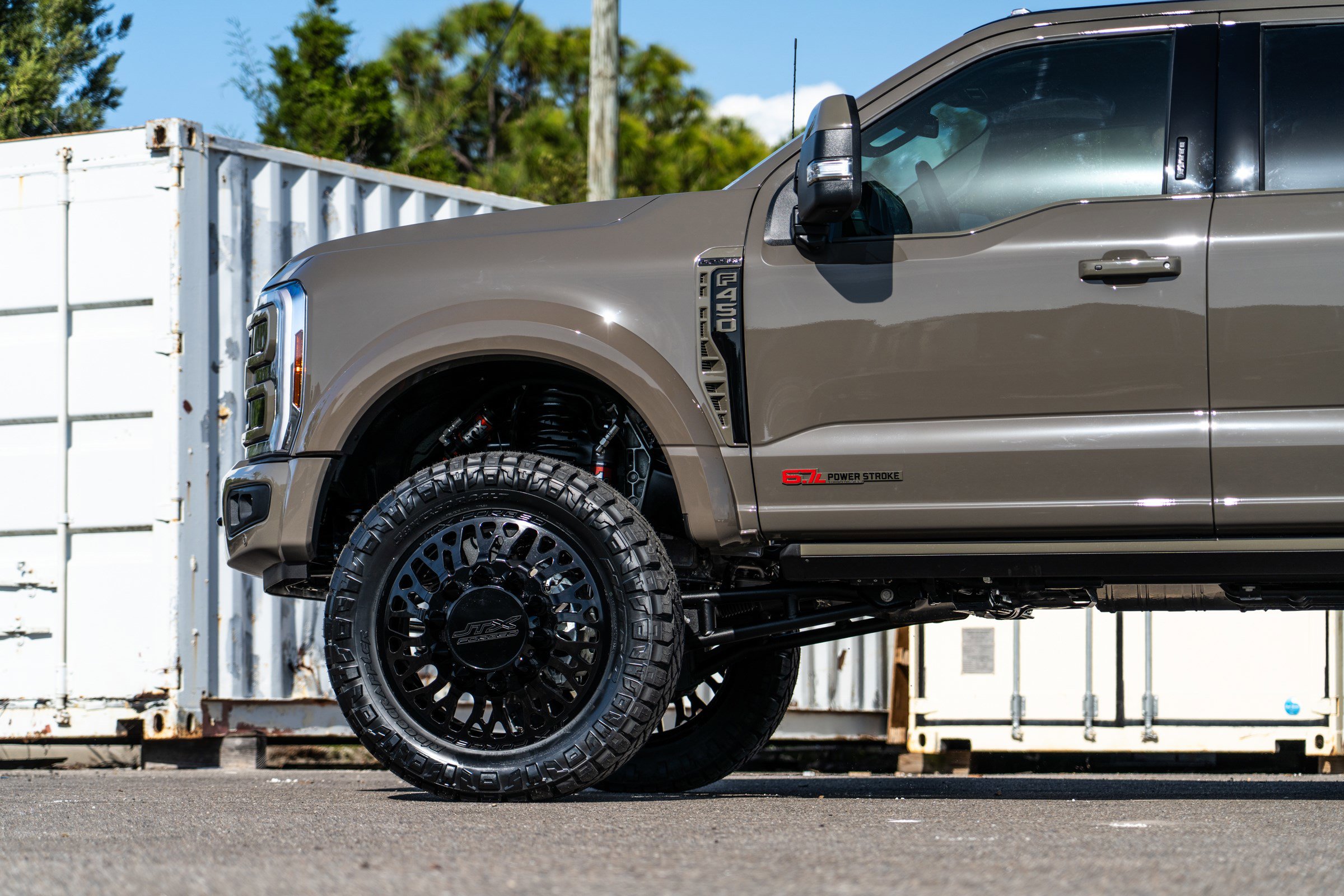 New 2026 Ford F450 Platinum w/ Platinum Plus Package AWD/4WD image 18