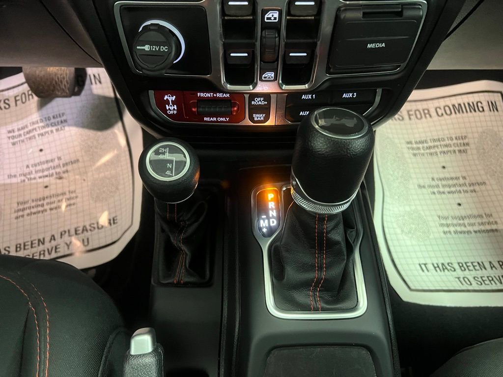 Used 2023 Jeep Wrangler Unlimited Rubicon image 11