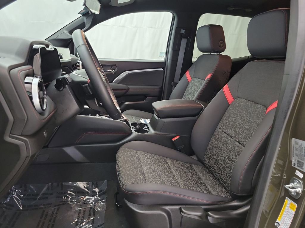Certified 2024 Chevrolet Colorado Z71 w/ Advanced Trailering Package image 8
