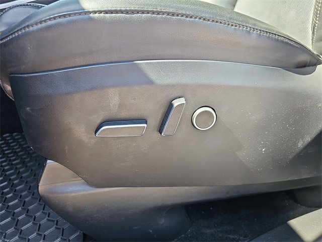 Used 2022 Tesla Model X image 21