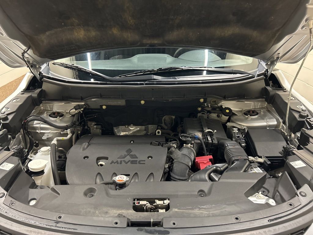 Used 2020 Mitsubishi Outlander Sport ES FWD image 12