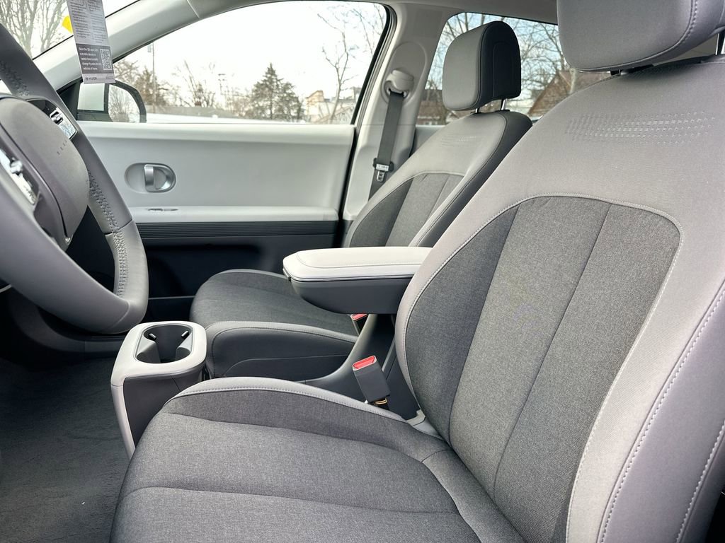 New 2024 Hyundai Ioniq 5 SEL image 31