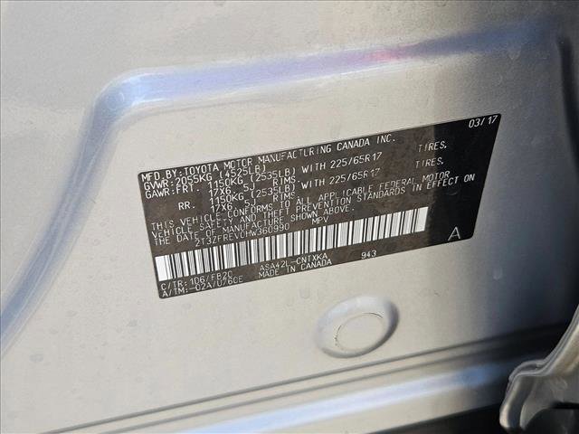 Used 2017 Toyota RAV4 LE FWD image 30