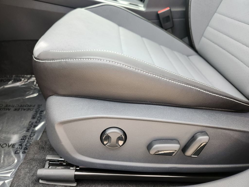 New 2026 Volkswagen Jetta SE image 13