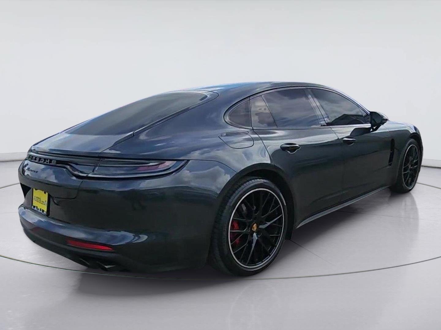 Used 2023 Porsche Panamera Platinum Edition RWD image 8