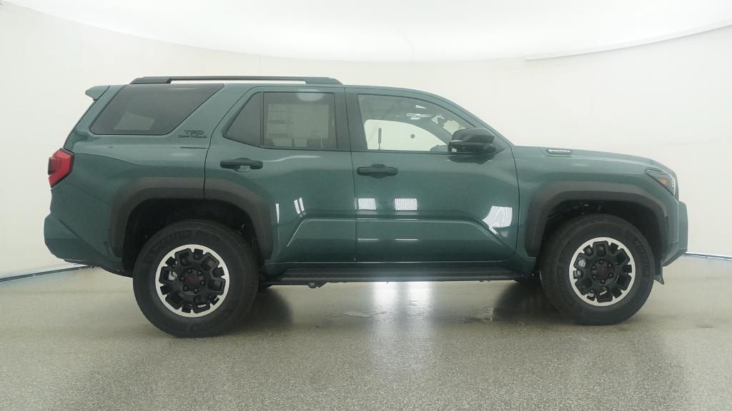 New 2026 Toyota 4Runner TRD Off-Road Premium AWD/4WD image 13