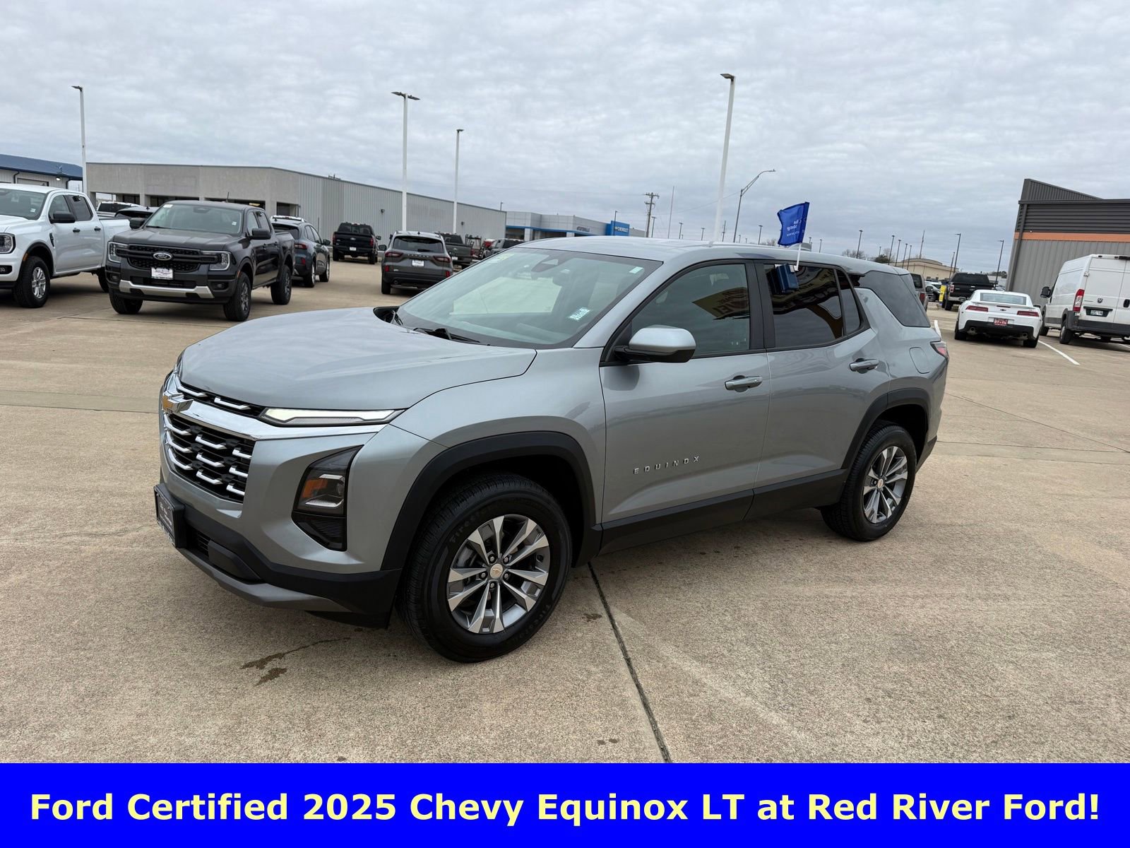 Used 2025 Chevrolet Equinox LT FWD image 1