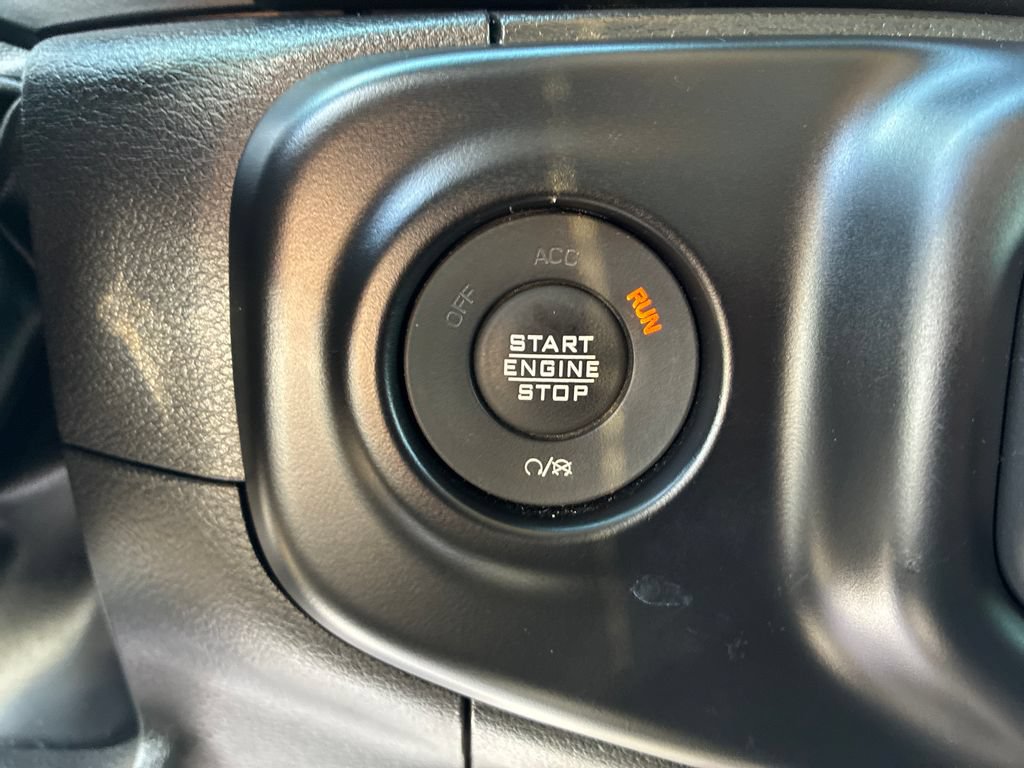 Used 2022 Jeep Gladiator Overland AWD/4WD image 29