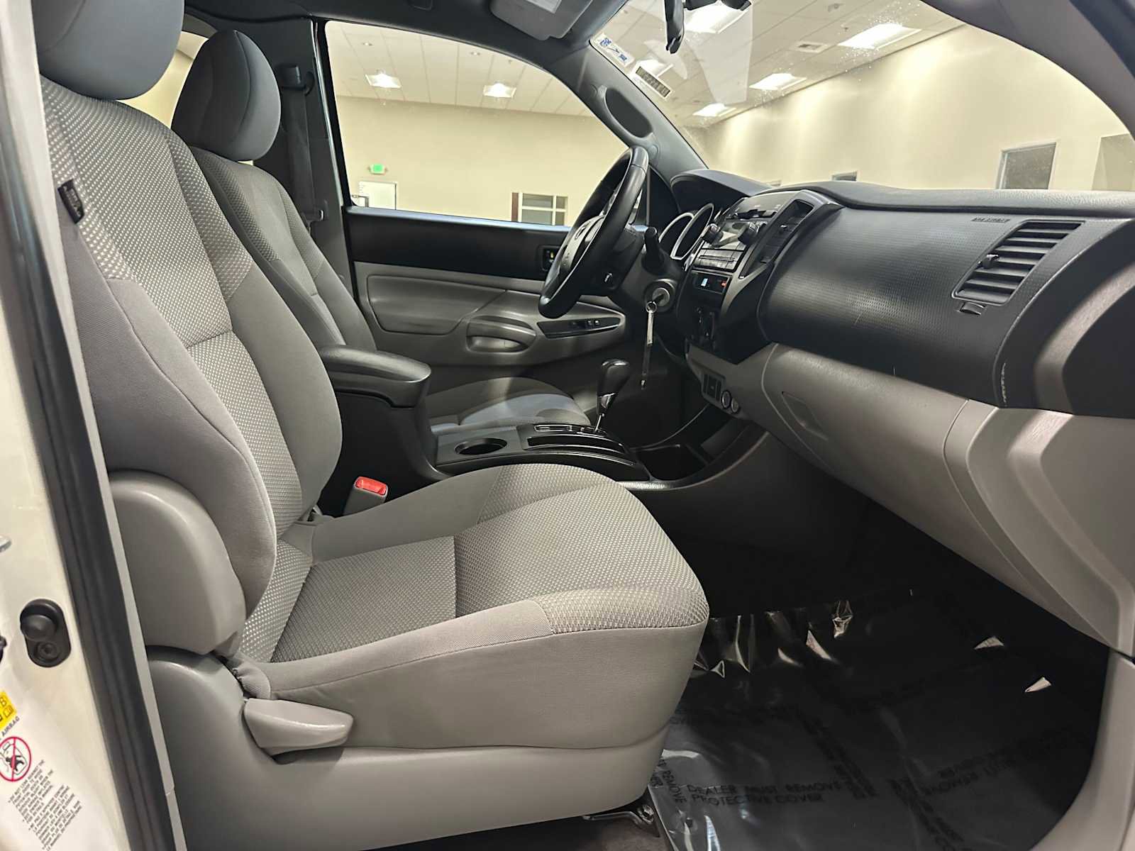 Used 2012 Toyota Tacoma 2WD Access Cab w/ Convenience Pkg image 24