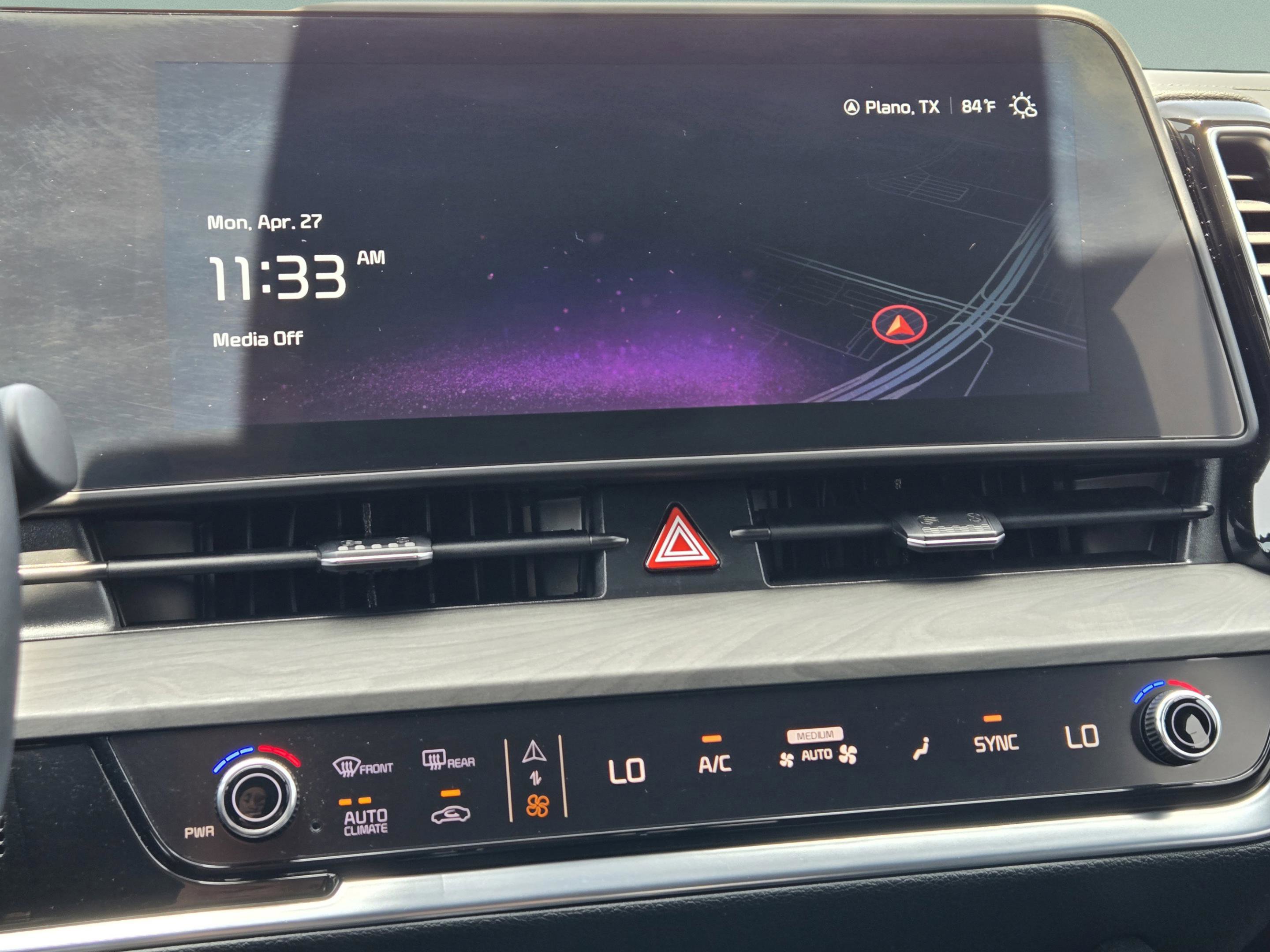 Used 2024 Kia Sportage X-Line w/ X-Line Premium Package AWD/4WD image 12