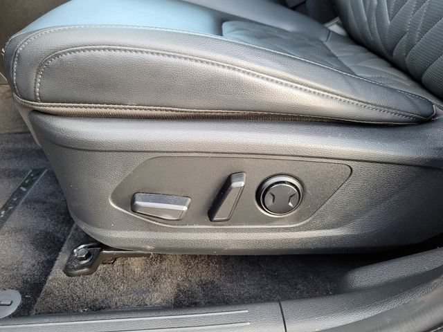 Certified 2025 Kia Sportage X-Line Prestige AWD/4WD image 14