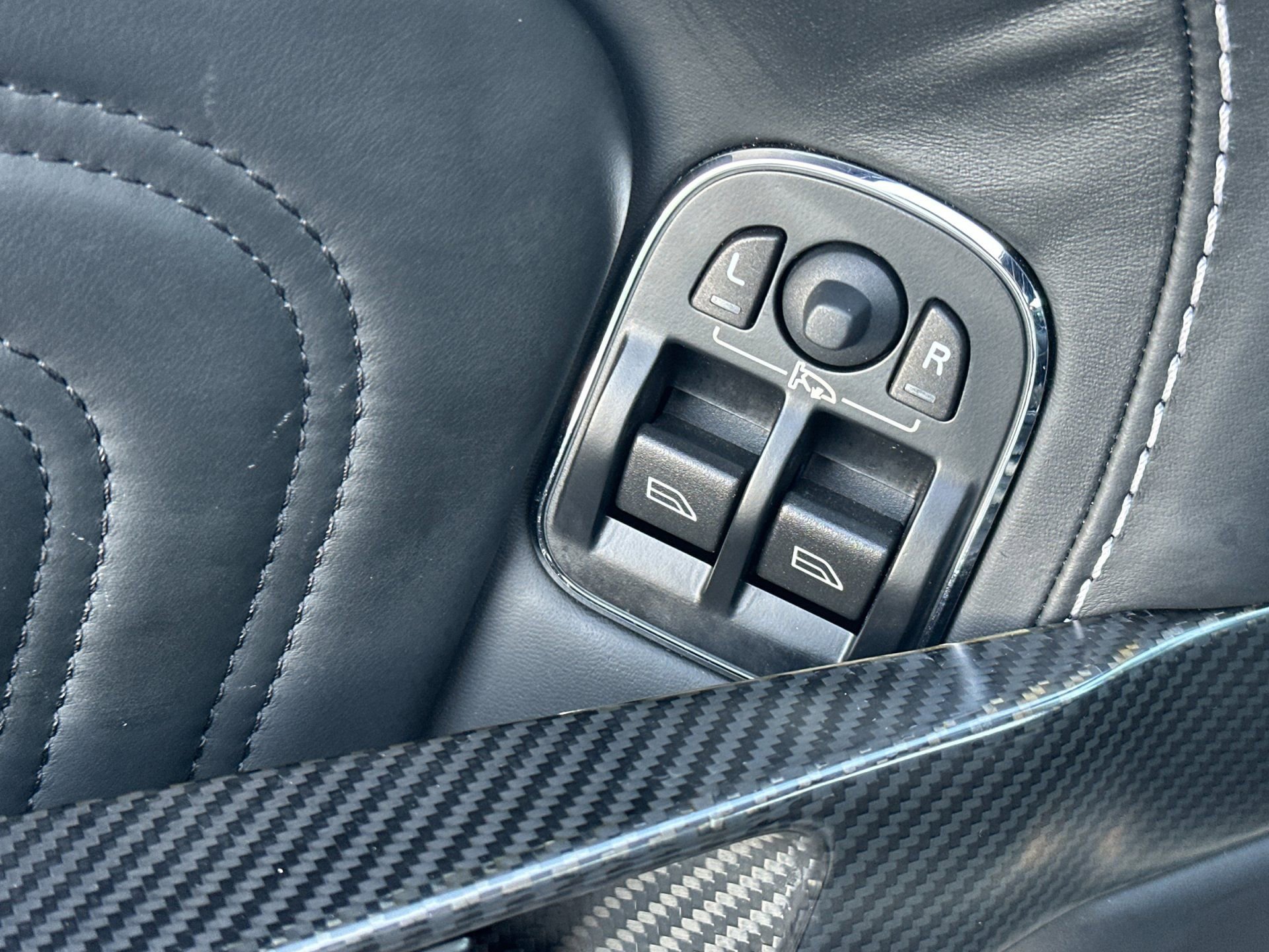 Used 2011 Aston Martin DBS Carbon Black image 14