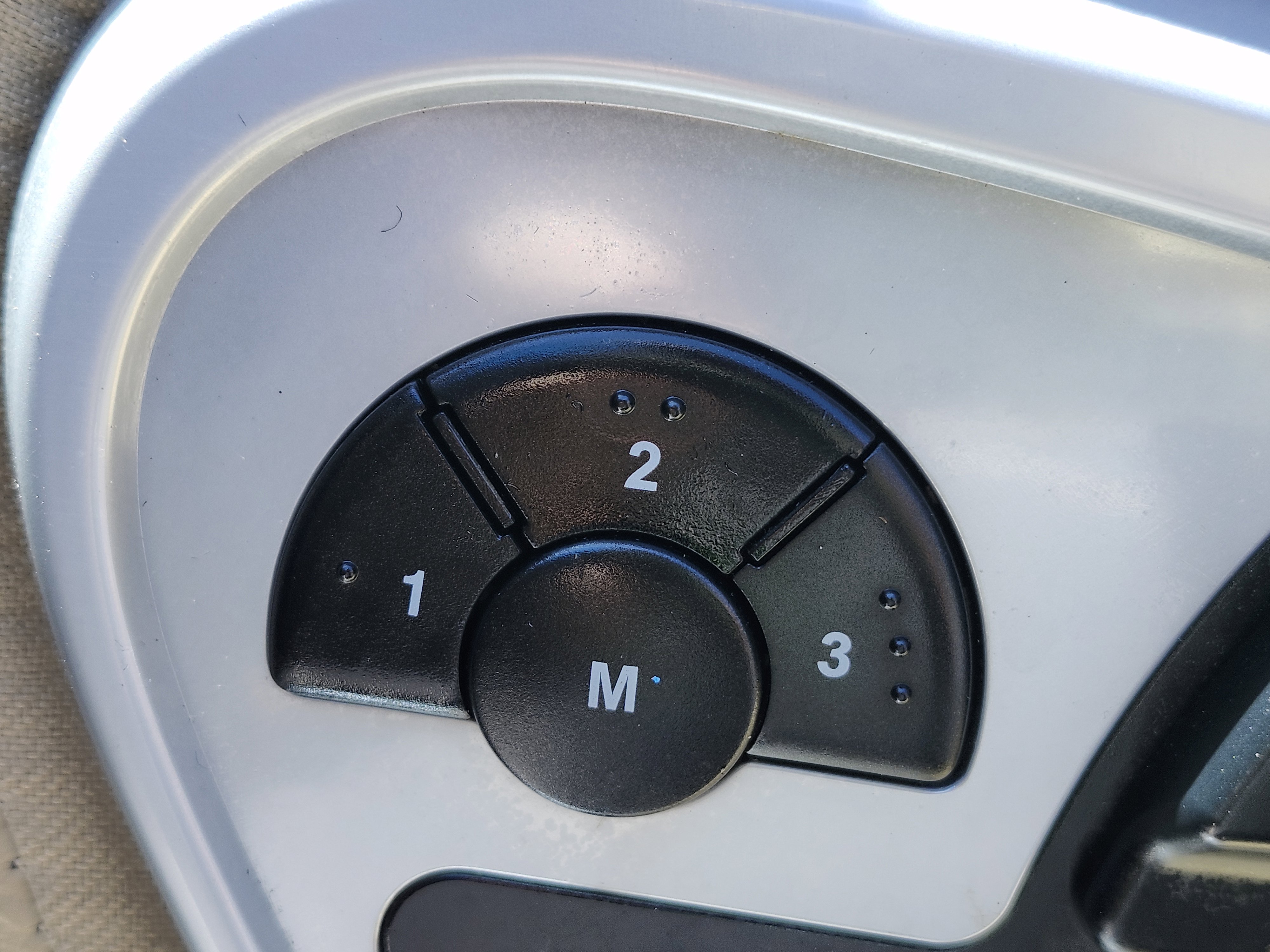 Used 2011 Mercedes-Benz ML 350 4MATIC image 27