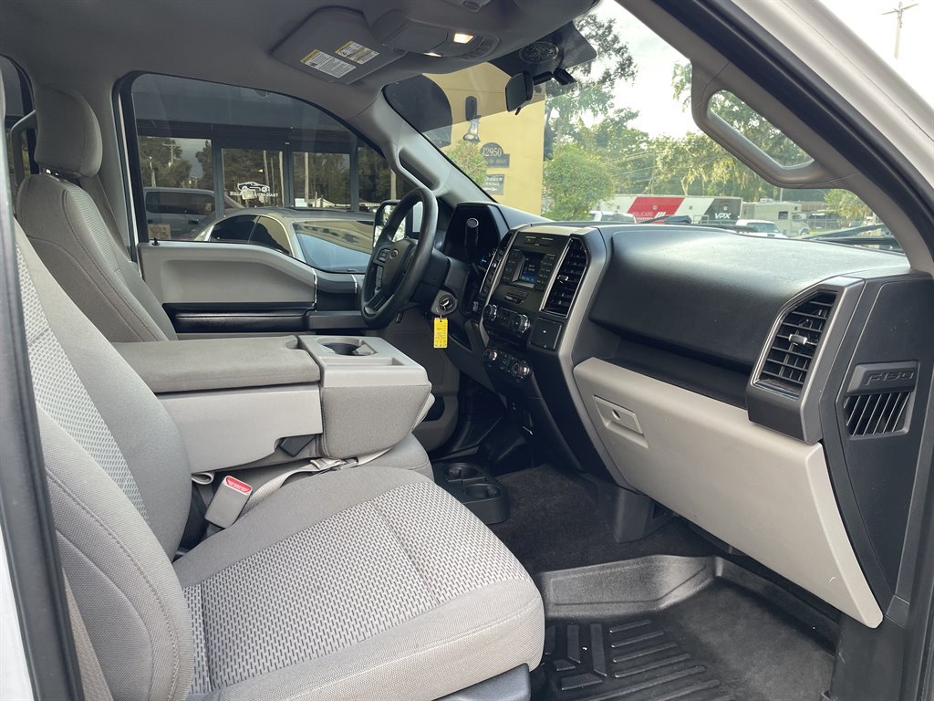 Used 2017 Ford F150 XLT AWD/4WD image 22