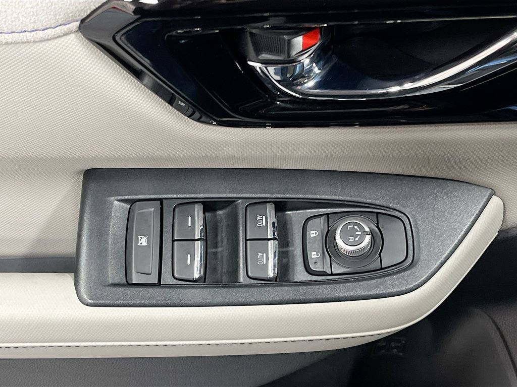 Used 2025 Subaru Forester Limited image 18