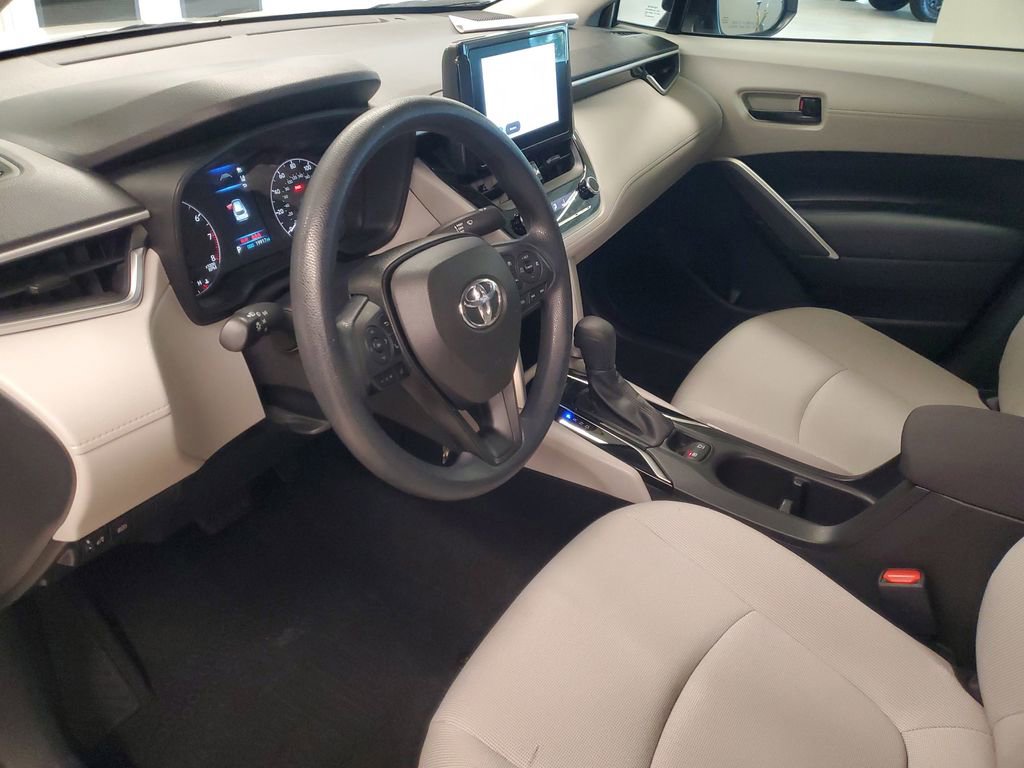Used 2023 Toyota Corolla Cross L image 15