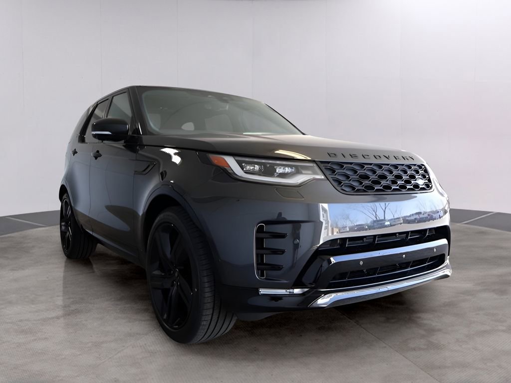 New 2025 Land Rover Discovery Dynamic SE image 3