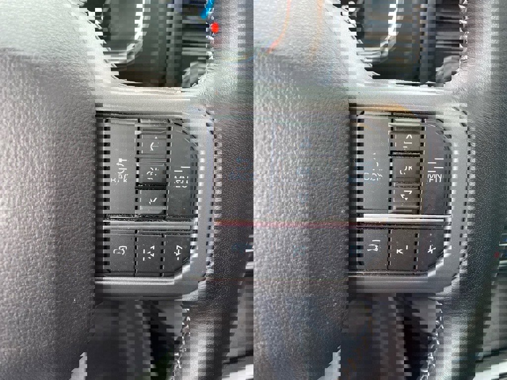 Used 2022 Ford F150 Lariat w/ Equipment Group 502A High image 19