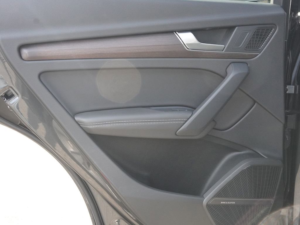 Used 2023 Audi Q5 2.0T Premium Plus w/ Premium Plus Package image 26