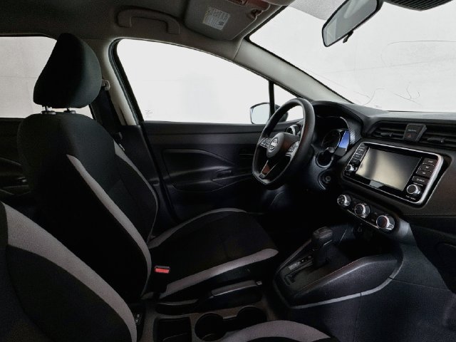 Used 2025 Nissan Versa S w/ Trunk Package FWD image 25