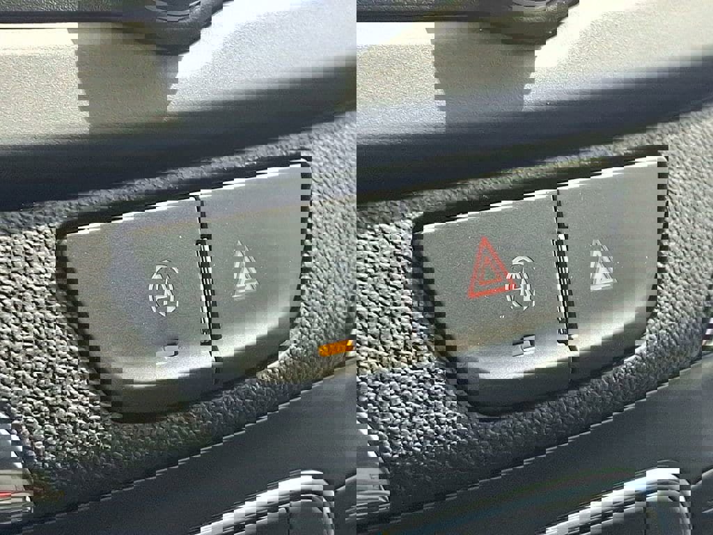 Used 2023 Chevrolet Equinox LT image 27