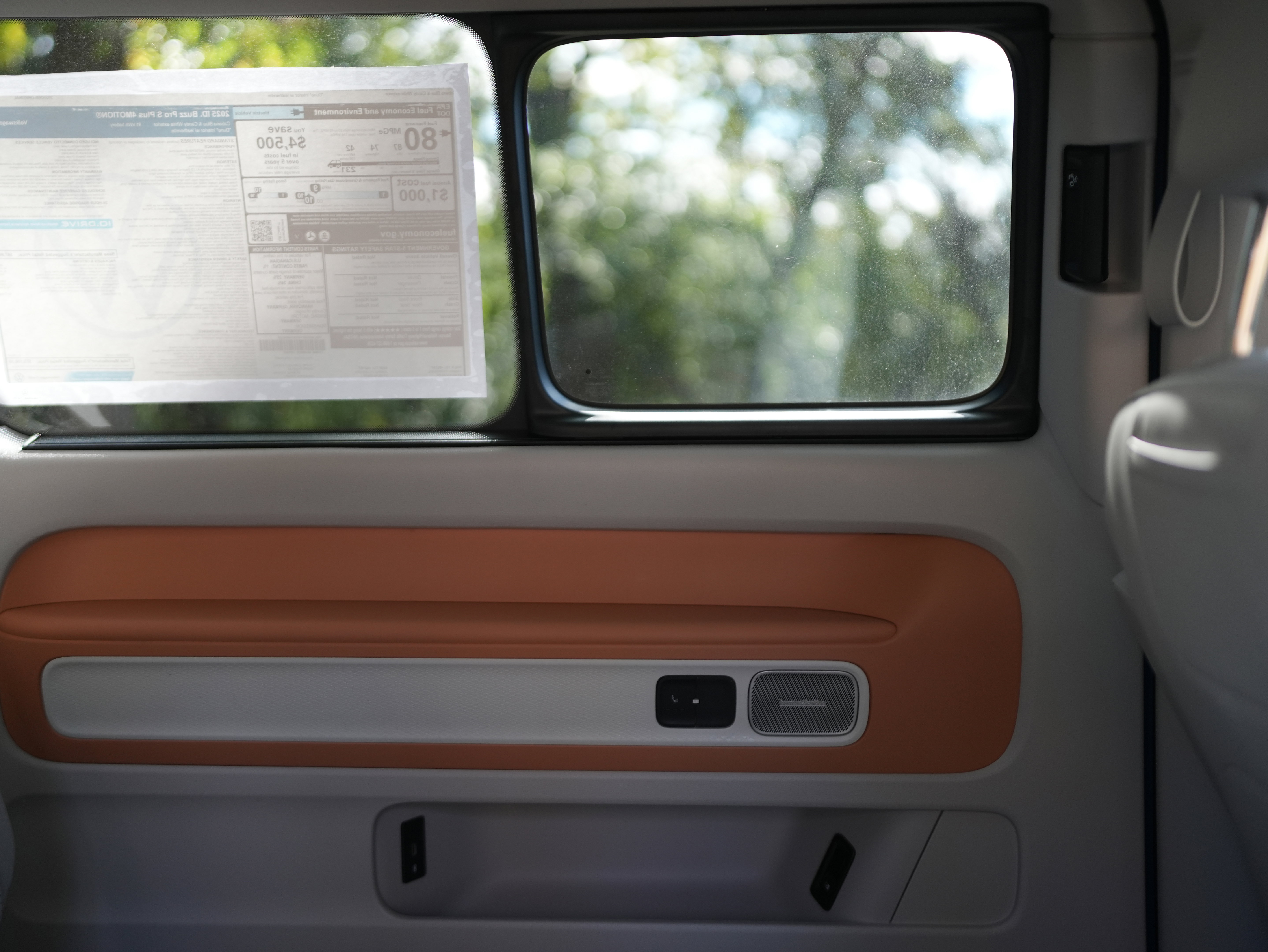 New 2025 Volkswagen ID. Buzz Pro S Plus image 33