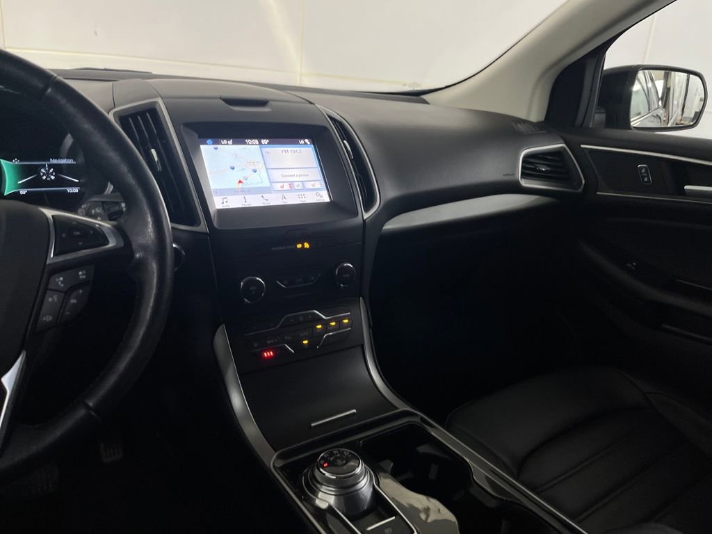 Used 2019 Ford Edge SEL w/ Equipment Group 201A image 33