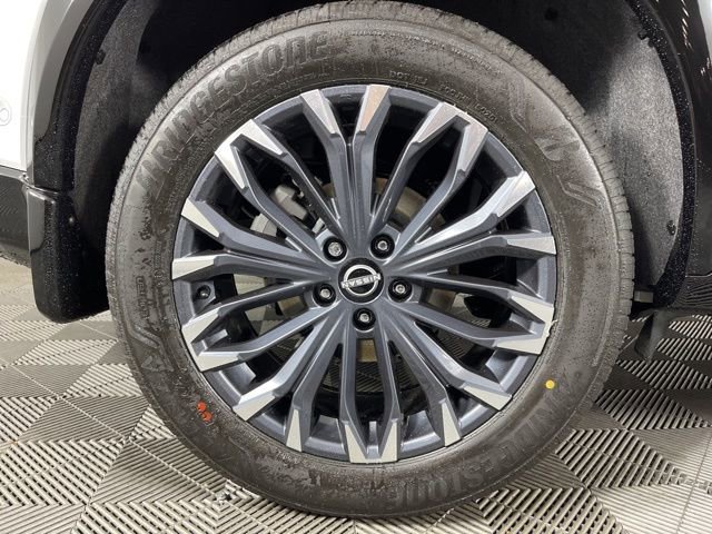 New 2026 Nissan Rogue Platinum image 15