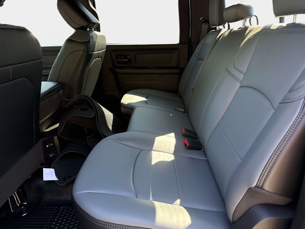 New 2026 RAM 3500 Tradesman AWD/4WD image 15