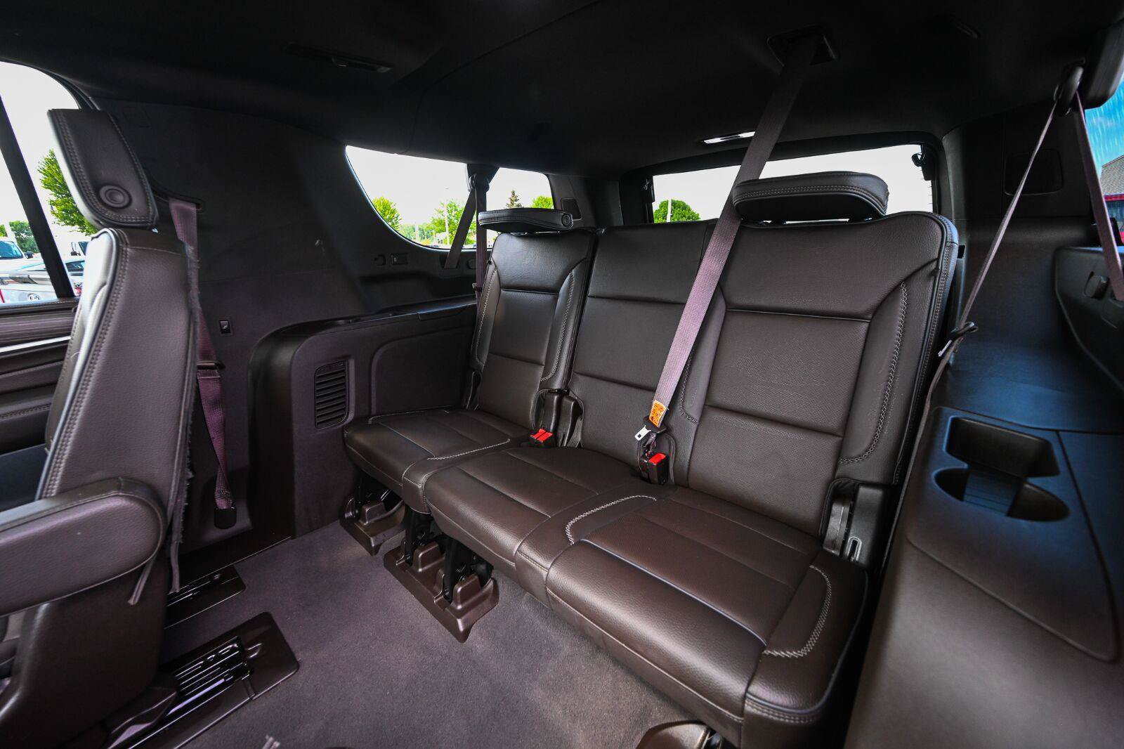 Used 2024 GMC Yukon XL Denali w/ Denali Reserve Package AWD/4WD image 22