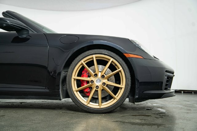 Used 2021 Porsche 911 Carrera 4S w/ Sport Package AWD/4WD image 11