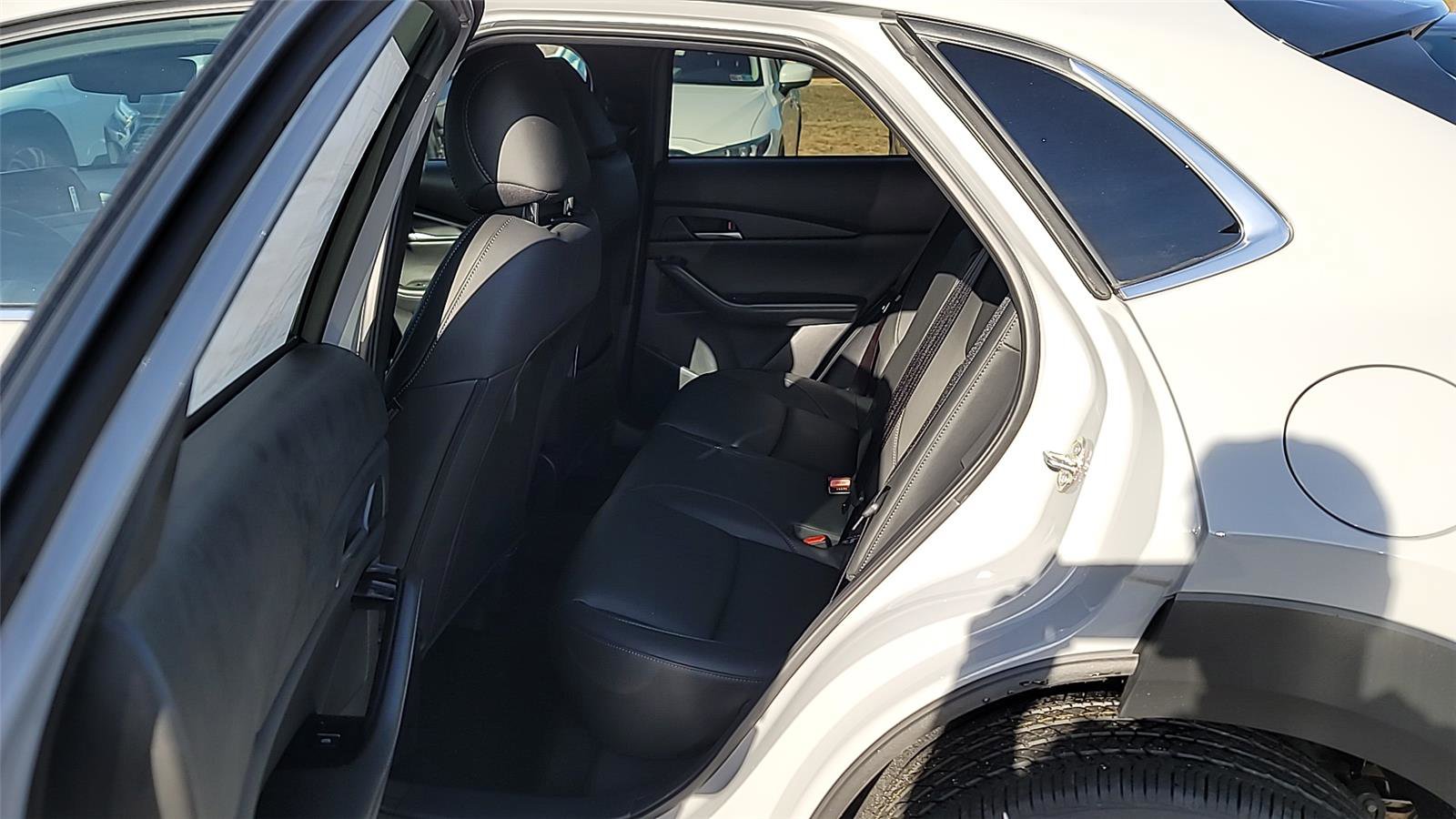 New 2025 MAZDA CX-30 AWD 2.5 S w/ Select Sport Pkg image 14