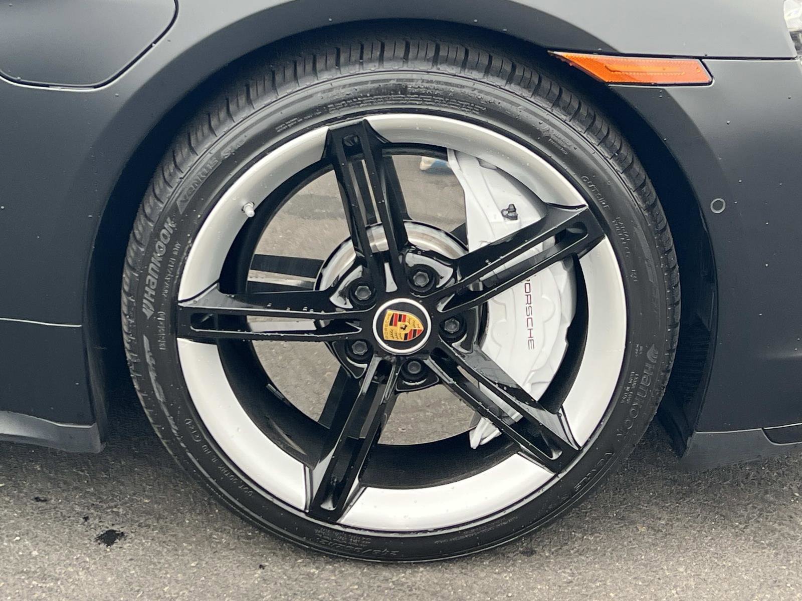 Used 2020 Porsche Taycan Turbo AWD/4WD image 29